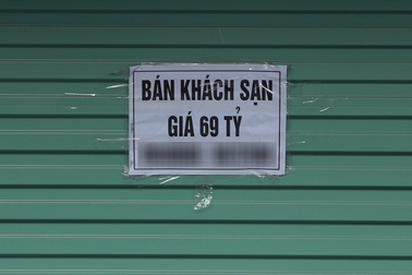 "Buốt ruột" vì vắng khách, chủ khách sạn phố cổ Hà Nội rao bán trăm tỷ đồng