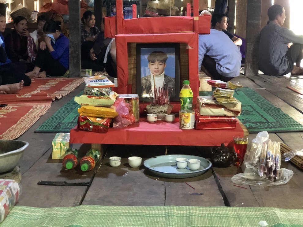 Bạn đọc giúp đỡ gia đình chàng trai bị chấn thương sọ não hơn 87 triệu đồng - 2 Bạn đọc giúp đỡ gia đình chàng trai bị chấn thương sọ não hơn 87 triệu đồng - 2