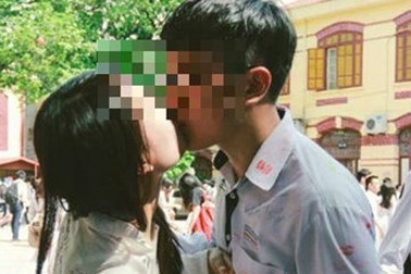 Mối nguy “sống thoáng” của tuổi học trò