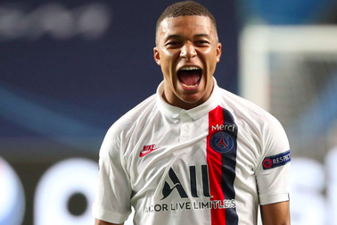 Mbappe bị phát hiện mắng nhiếc đồng đội thậm tệ