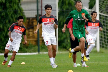 Đội tuyển Việt Nam tổn thất lực lượng trước ngày đi Qatar