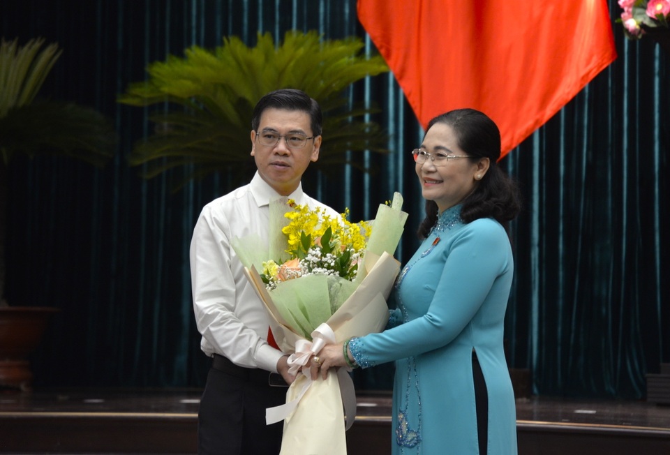Chủ tịch Quận 1 làm Phó Chủ tịch HĐND TPHCM - 2 Chủ tịch Quận 1 làm Phó Chủ tịch HĐND TPHCM - 2