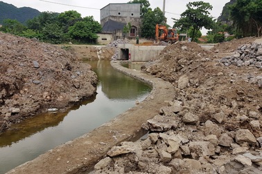 Cận cảnh dự án “siêu đội vốn” 15 năm thi công vẫn ngổn ngang dang dở