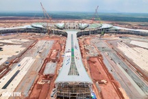 Chuyển tất cả chuyến bay quốc tế từ Tân Sơn Nhất sang Long Thành có hợp lý?