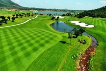 Mở lại sân golf ở Vĩnh Phúc, phục vụ không quá 50% công suất