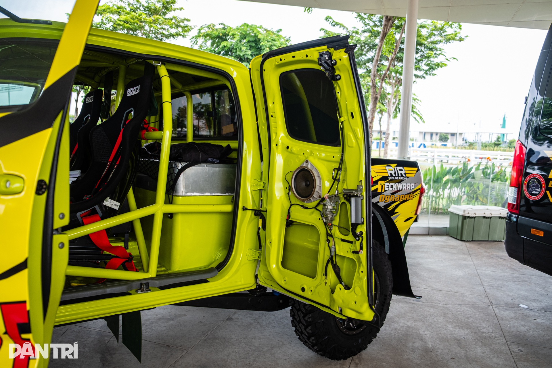 Hai tay đua Việt mang Toyota Tacoma sang Thái Lan tham gia giải đua rally - 17