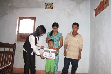 “3 đứa trẻ bất hạnh” tiếp tục có kinh phí đi truyền máu