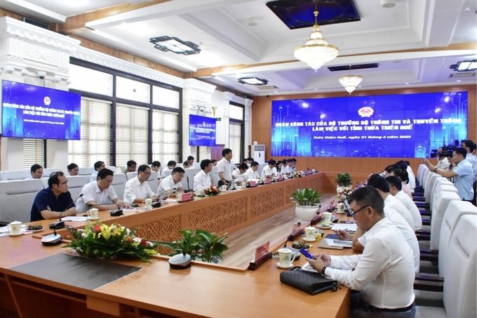 Đoàn công tác Bộ TT&TT làm việc với tỉnh Thừa Thiên Huế về chuyển đổi số