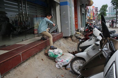 Người dân mong có giải pháp khi bậc tam cấp bị phá bỏ