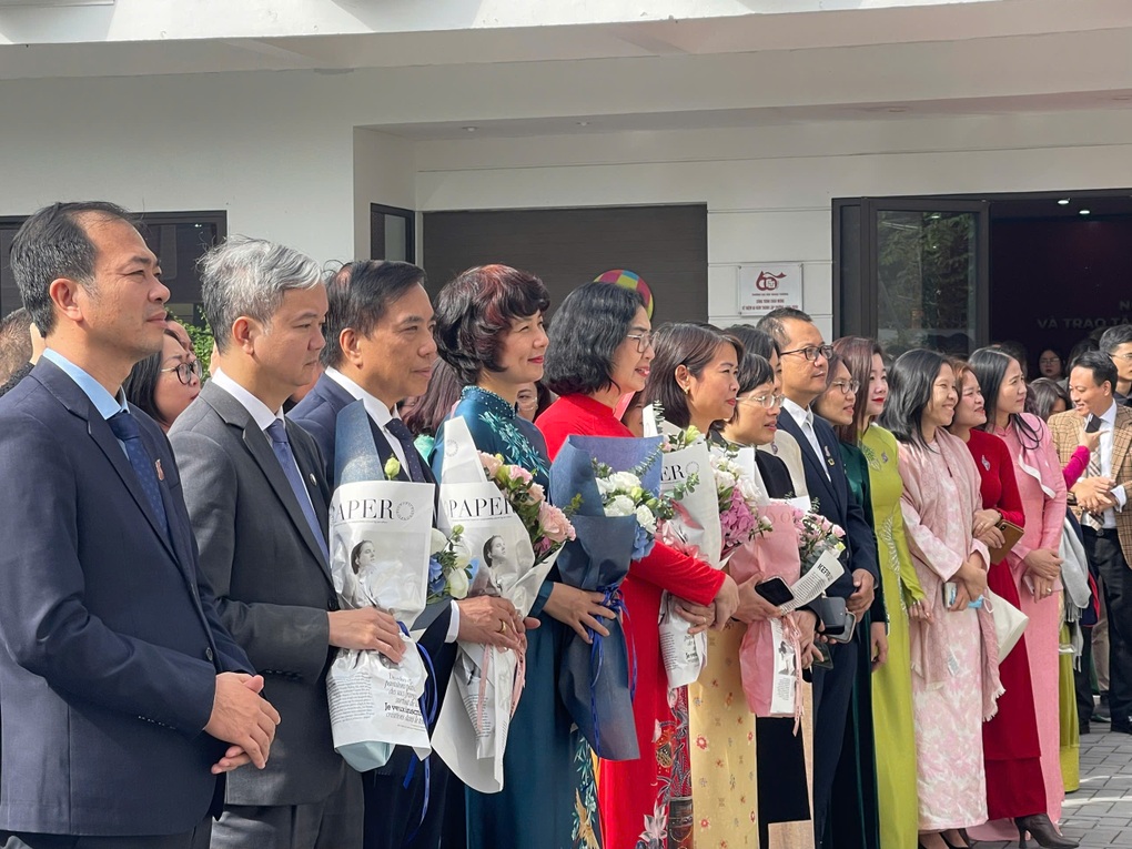 Sinh viên Lào làm thơ tặng giáo viên Việt nhân ngày 20/11 - 4