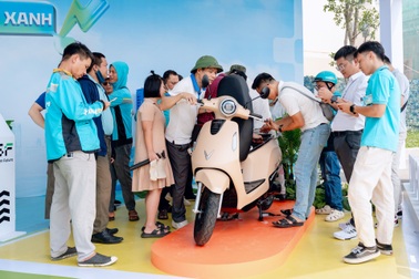 VinFast Evo Grand - Tân binh xe máy điện được lòng người dùng