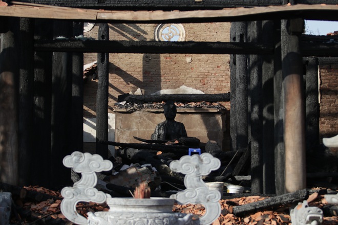 Hà Nội: Ngôi Tam bảo bằng gỗ lim hàng chục tỷ hóa than sau đêm hỏa hoạn - 8