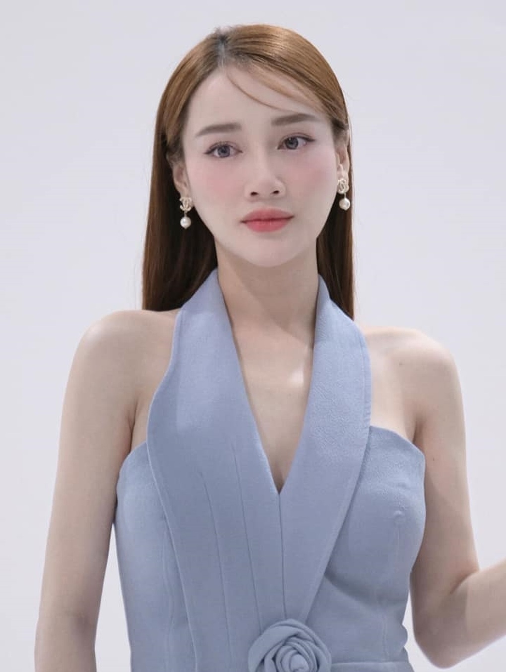 Nhã Phương mang bầu lần 2: Được khen nhuận sắc, ông xã chăm từng bữa ăn - 4 Nhã Phương mang bầu lần 2: Được khen nhuận sắc, ông xã chăm từng bữa ăn - 4