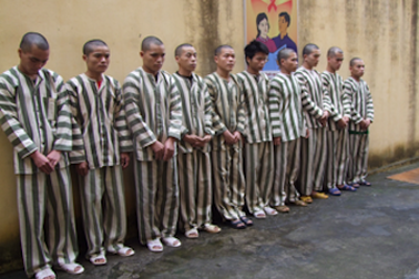 Bắt quả tang hàng chục nông dân đánh bạc mùa nông nhàn