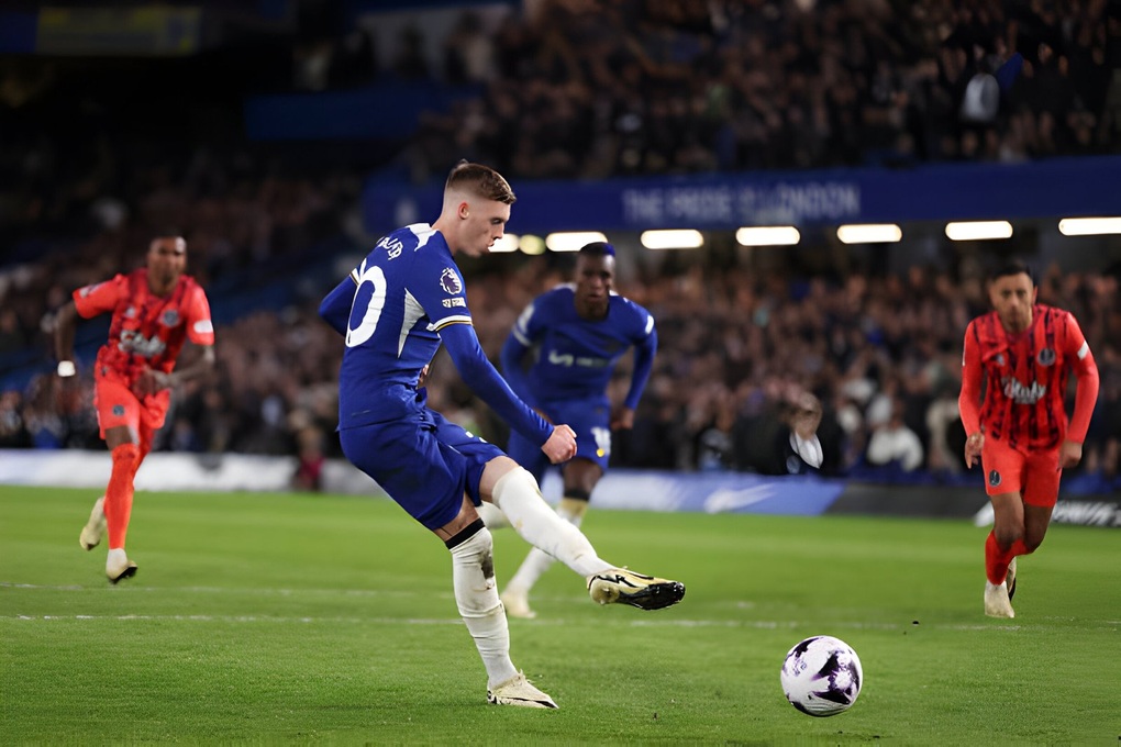 Chelsea thắng 6 sao, thắp lại hy vọng dự cúp châu Âu - 2 Chelsea thắng 6 sao, thắp lại hy vọng dự cúp châu Âu - 2