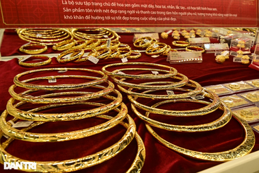 Giá vàng phục hồi sau khi giảm cả triệu đồng mỗi lượng