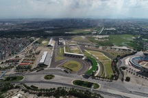 “Đua thử” một vòng đường đua thách thức nhất lịch sử F1 tại Hà Nội