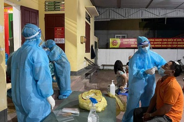 TP Vinh phong tỏa 3 khối dân cư, 2 bệnh viện tạm dừng đón bệnh nhân