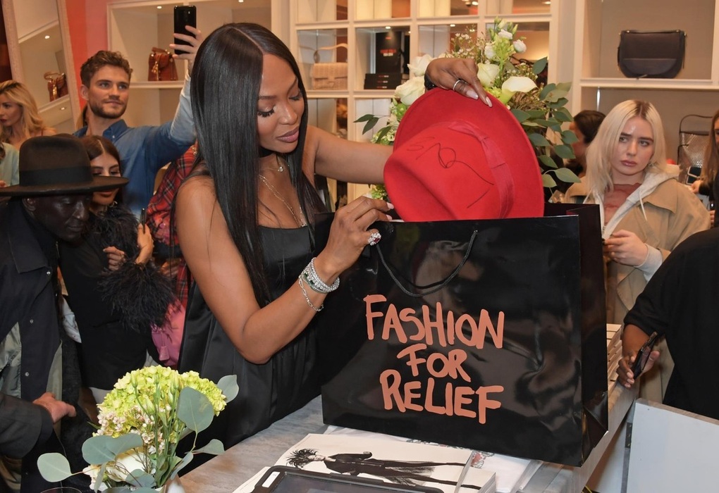 Naomi Campbell: Siêu mẫu có 80 triệu USD bị tố ăn chơi bằng tiền từ thiện - 3 Naomi Campbell: Siêu mẫu có 80 triệu USD bị tố ăn chơi bằng tiền từ thiện - 3