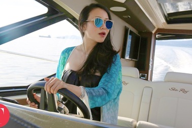 Dân Trung Quốc ác cảm với người siêu giàu thích khoe của