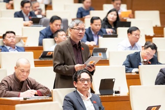 Đại biểu điểm danh gần 20 thủy điện nhỏ xả lũ gây thiệt hại cho hạ lưu