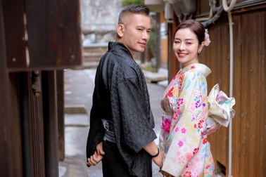 Jennifer Phạm hé lộ chuyện bất ngờ của ông xã, bật mí về đôi mắt đượm buồn