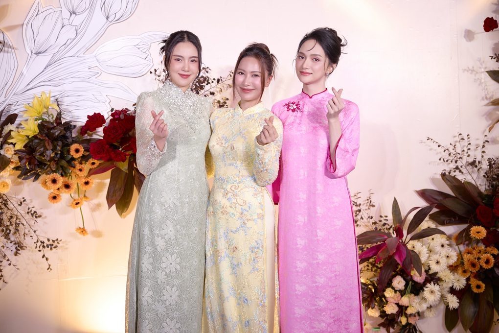 MC Mai Ngọc xuất hiện rạng rỡ sau tuyên bố chia tay thiếu gia - 4 MC Mai Ngọc xuất hiện rạng rỡ sau tuyên bố chia tay thiếu gia - 4
