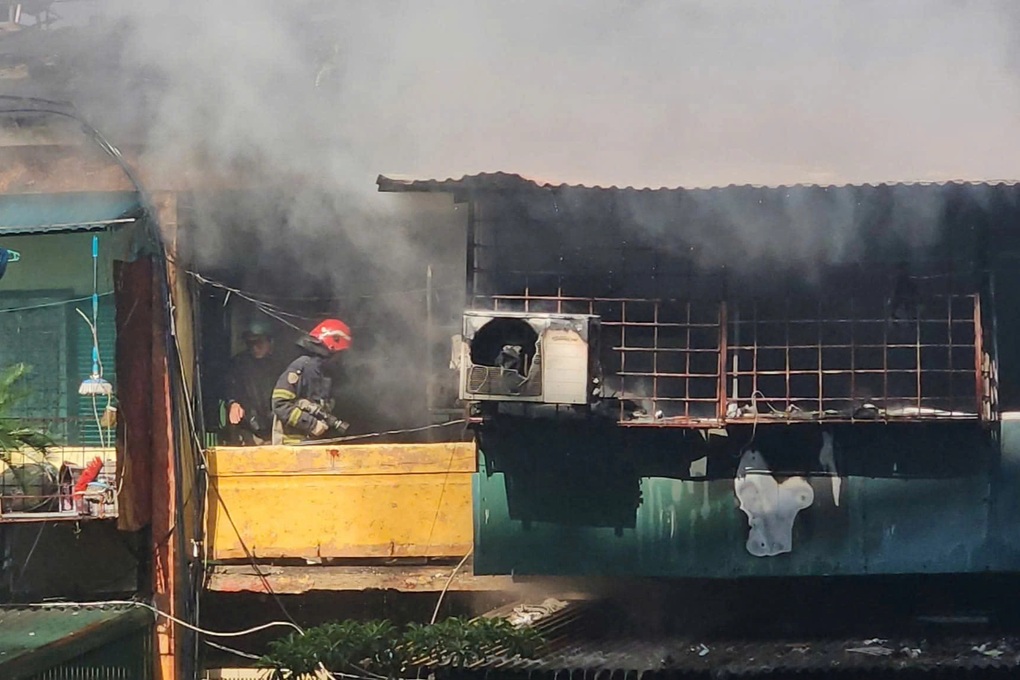 Hai vụ cháy xảy ra trong một buổi sáng ở Hà Nội - 2