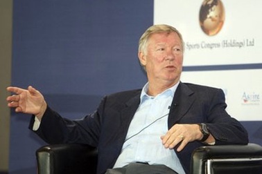 HLV Ferguson được MU trọng thưởng