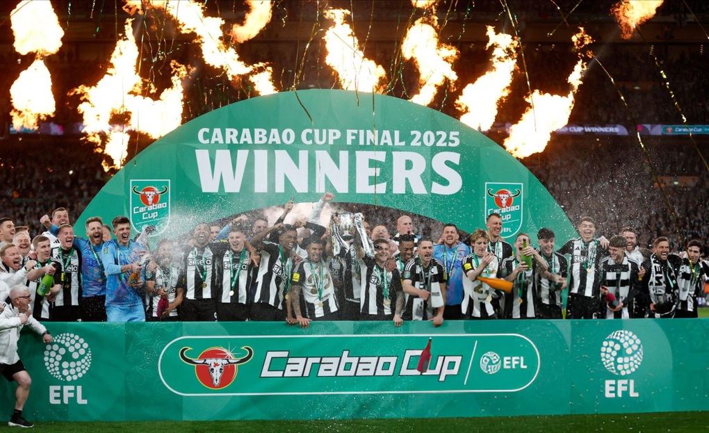 Đánh bại Liverpool, Newcastle lần đầu vô địch Cúp Liên đoàn Anh - 3 Đánh bại Liverpool, Newcastle lần đầu vô địch Cúp Liên đoàn Anh - 3