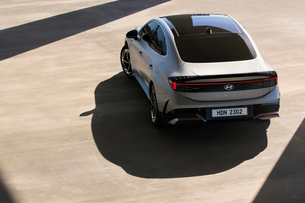 Hyundai nhỏ giọt thông tin về động cơ của Sonata 2024, có cả bản hybrid - 2 Hyundai nhỏ giọt thông tin về động cơ của Sonata 2024, có cả bản hybrid - 2