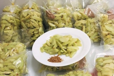 Loại quả rừng đem muối dưa bỗng gây sốt khắp Hà thành