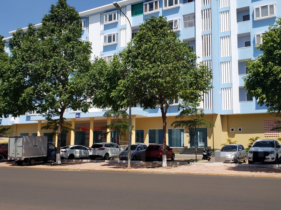 Đắk Lắk: Nhà ở xã hội cho cán bộ được rao bán rầm rộ trên Facebook - 1 Đắk Lắk: Nhà ở xã hội cho cán bộ được rao bán rầm rộ trên Facebook - 1