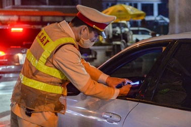 Diễn biến mới vụ Phó chủ tịch xã vi phạm nồng độ cồn, khai lao động tự do