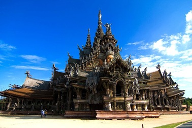 Ngôi đền kỳ thú ở Pattaya 