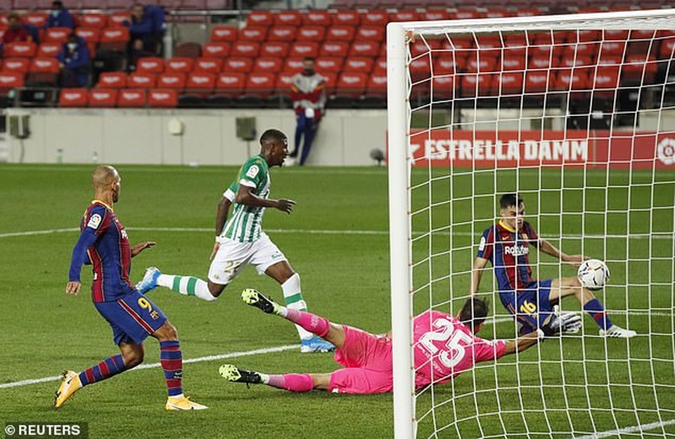 Messi lập cú đúp, Barcelona thắng đậm Real Betis - 12 Messi lập cú đúp, Barcelona thắng đậm Real Betis - 12