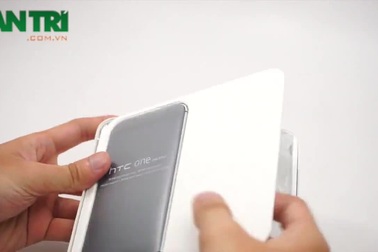 Đập hộp HTC M8 Eye chính hãng tại Việt Nam