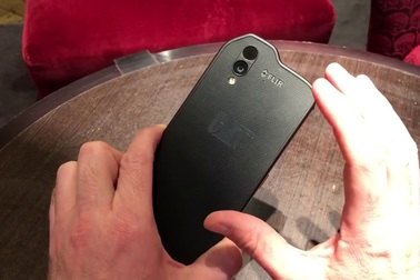 Thực tế smartphone “nồi đồng cối đá” Cat S61 cùng camera cảm biến nhiệt và cảm biến đo không khí