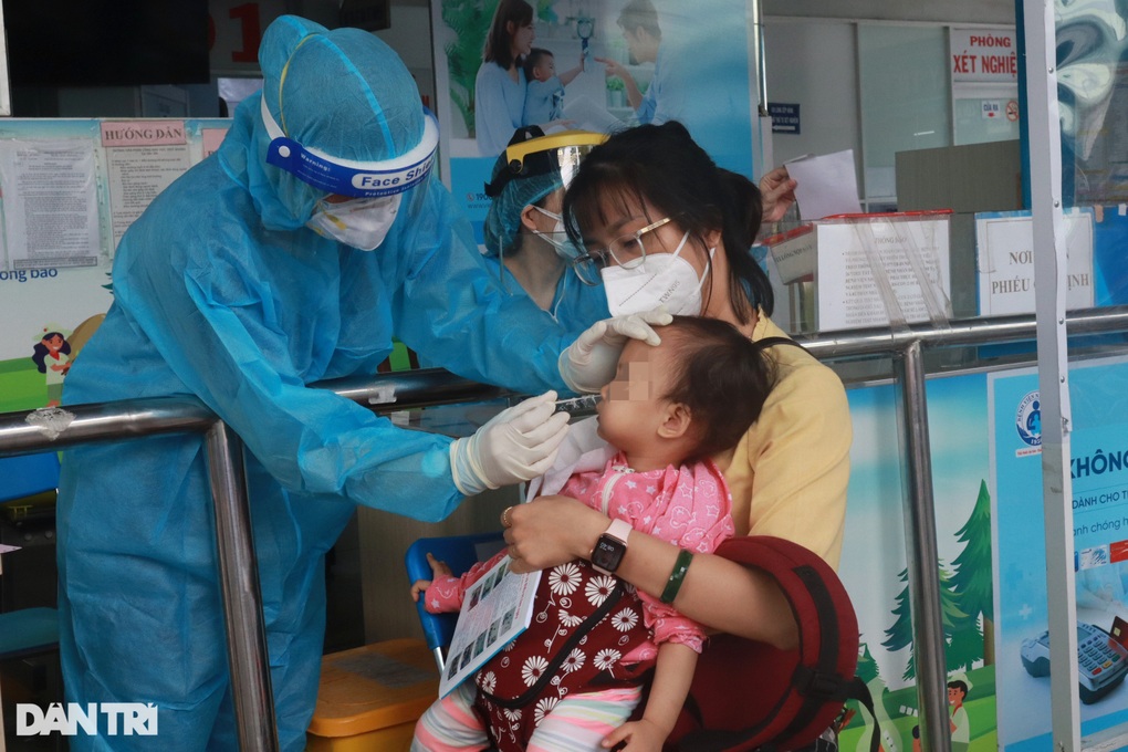 88% người dân TPHCM đã nhiễm Covid-19 - 1 88% người dân TPHCM đã nhiễm Covid-19 - 1
