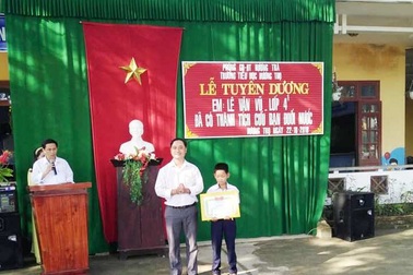 Thừa Thiên Huế: Tặng bằng khen cho học sinh cứu 3 bạn đuối nước