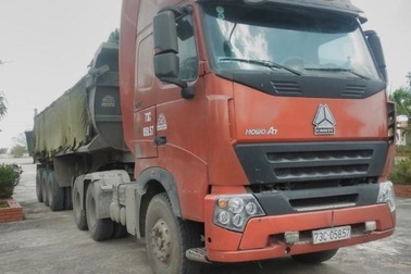 Tài xế xe ben gây tai nạn chết người rồi bỏ trốn