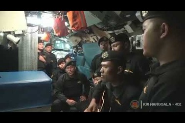 Xuất hiện video thủy thủ tàu ngầm Indonesia ca hát trước khi gặp nạn