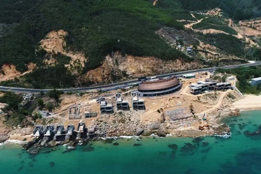 Loại dự án phá vỡ cảnh quan tuyến du lịch, dịch vụ Quy Nhơn - Sông Cầu