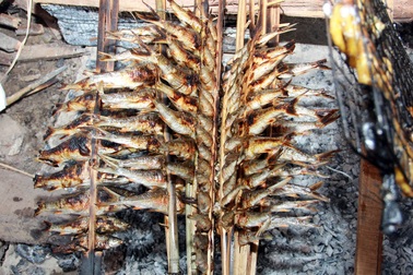 Món cá nướng, “linh hồn” không thể thiếu trong ngày Tết của người Thái