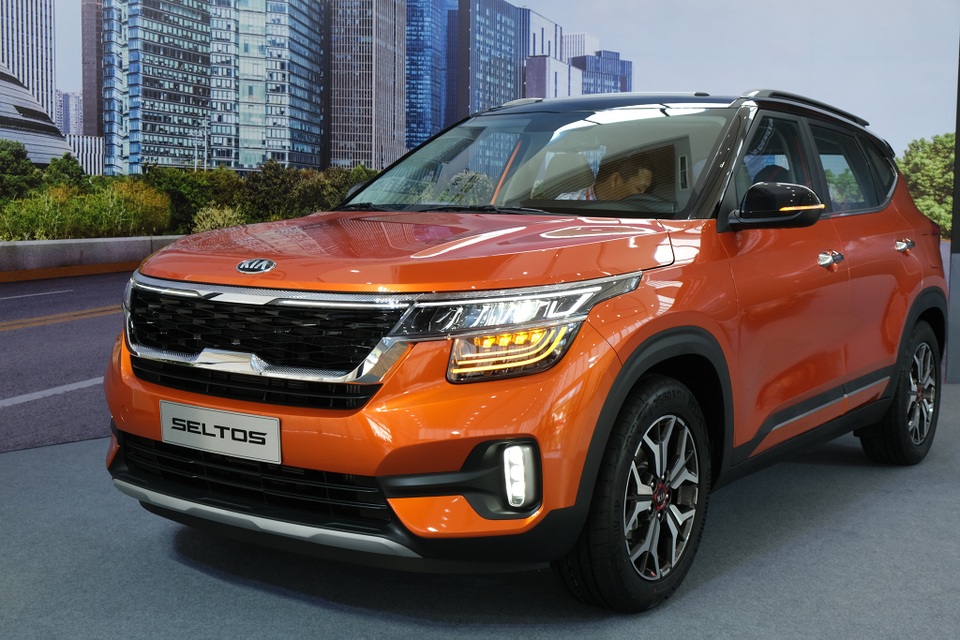 Kia Seltos, Toyota Corolla Cross sẽ làm “nóng” thị trường ôtô nửa cuối 2020 - 2 Kia Seltos, Toyota Corolla Cross sẽ làm “nóng” thị trường ôtô nửa cuối 2020 - 2
