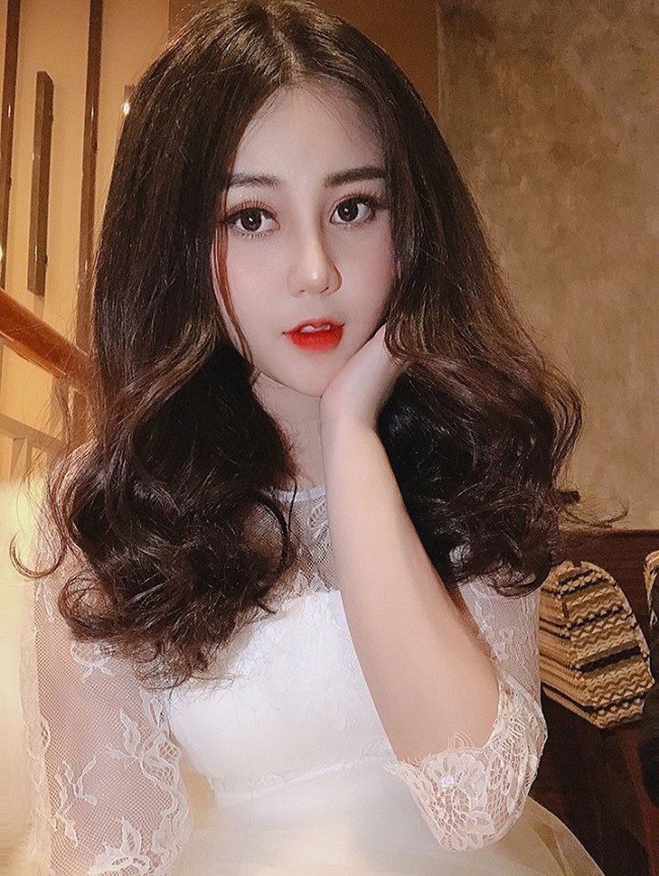 Nữ sinh Quảng Bình, Tây Ninh... dậy thì quá xinh tới mức bị bạn bè nghi thẩm mỹ - 19 Nữ sinh Quảng Bình, Tây Ninh... dậy thì quá xinh tới mức bị bạn bè nghi thẩm mỹ - 19