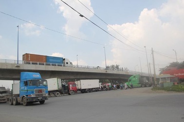 Mở rộng đường vào cảng lớn nhất Việt Nam