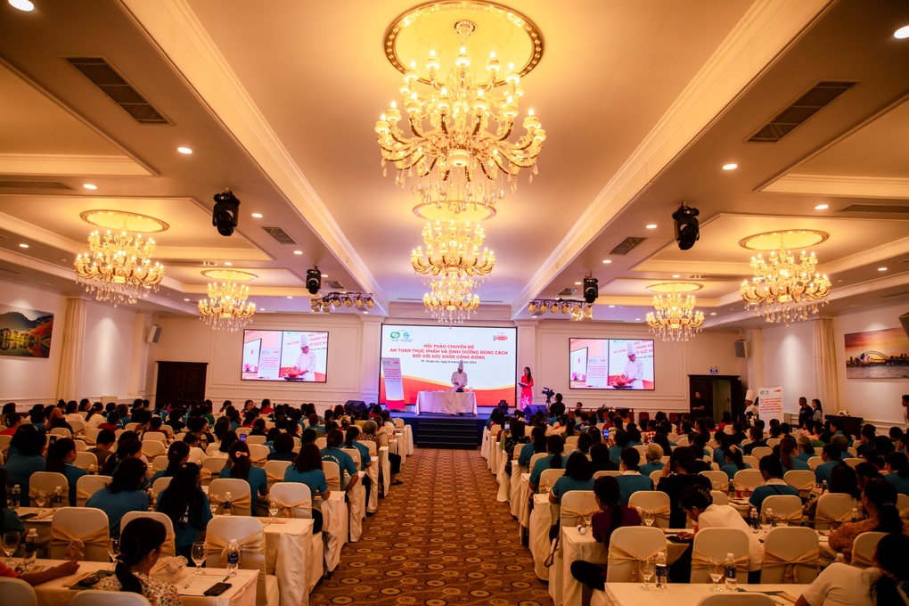 Acecook Việt Nam thăng hạng trong Top 100 doanh nghiệp bền vững 2024 - 2 Acecook Việt Nam thăng hạng trong Top 100 doanh nghiệp bền vững 2024 - 2