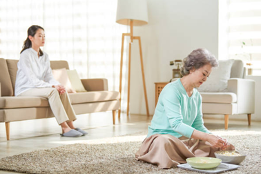 Nói chuyện vô duyên, nàng dâu còn hậm hực vì bị nhà chồng mắng vốn