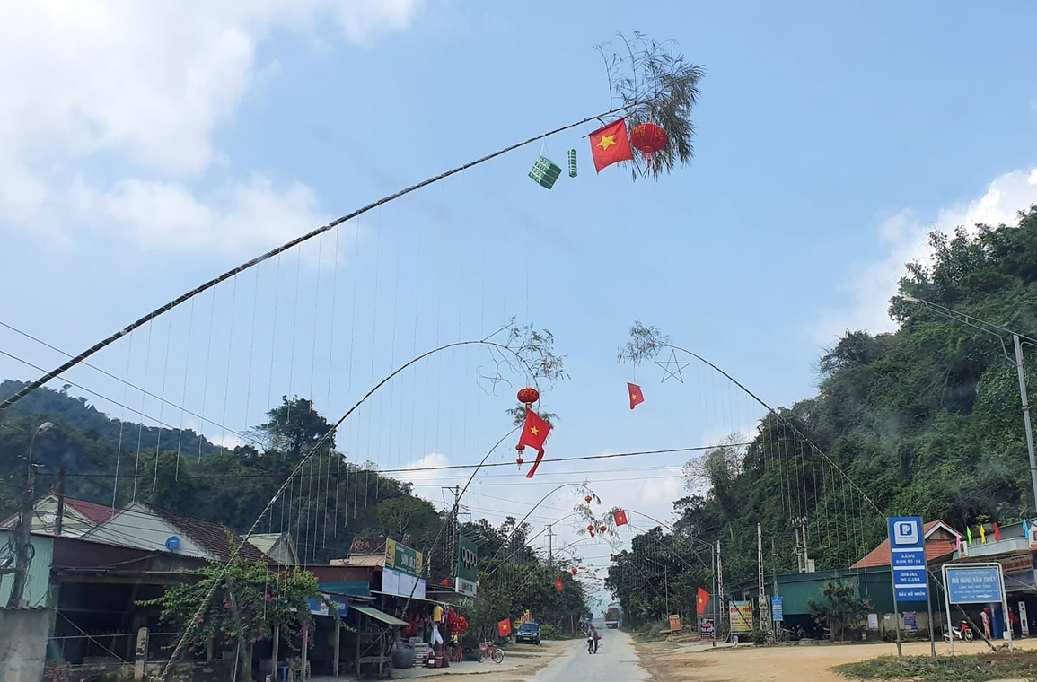Nguồn gốc và ý nghĩa cây Nêu ngày Tết trong văn hóa Việt - 2 Nguồn gốc và ý nghĩa cây Nêu ngày Tết trong văn hóa Việt - 2
